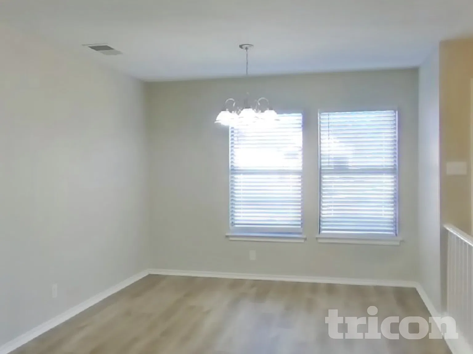 8012 April Bend San Antonio TX — Photo 3