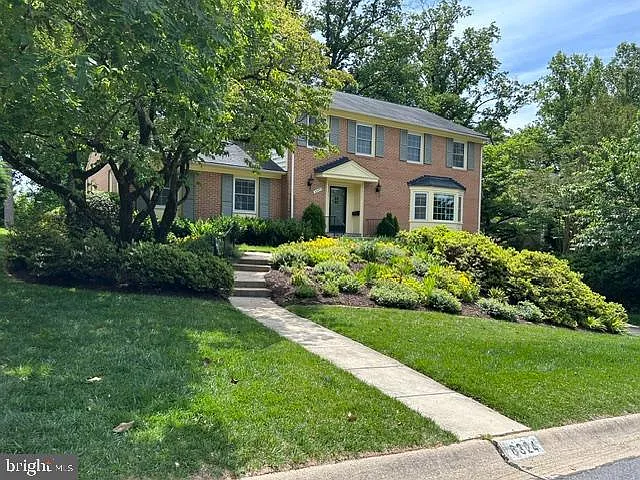 6324 Lenox Rd — Photo 2