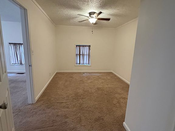 3rd image of 223 W Pierson St #B