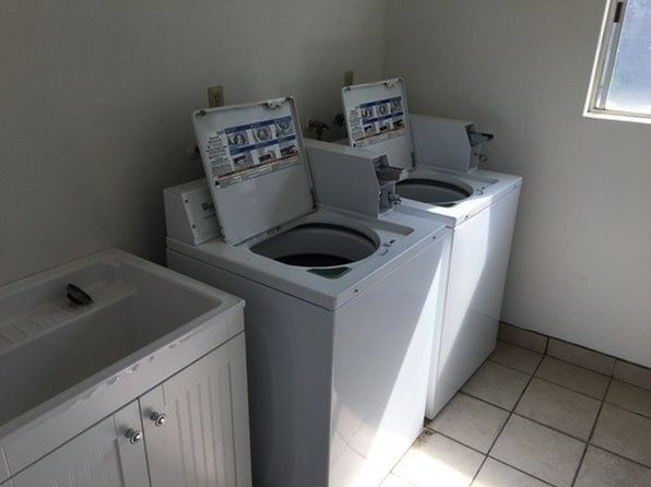 Almond Queen, 1480 W Main St APT 7, Ripon, CA 95366