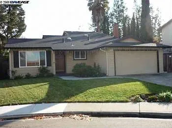 312 Goshen Ct photo 1