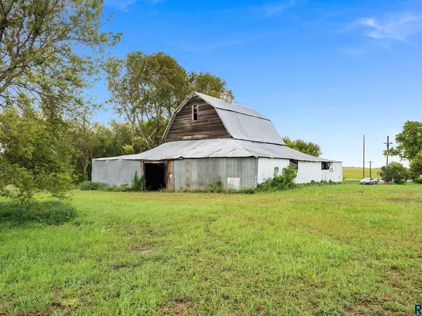 48359 266th St, Brandon, SD 57005