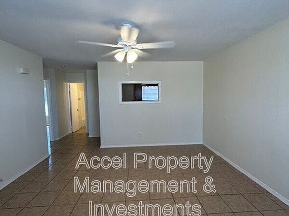 3rd image of 2409 Gumwood Ave APT 1
