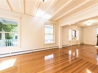 55 Locust St, Lynnfield, MA 01940