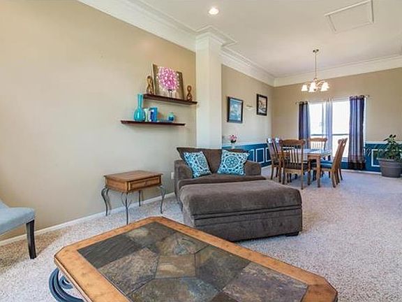 4th image of 10136 Grant Meadow Ln