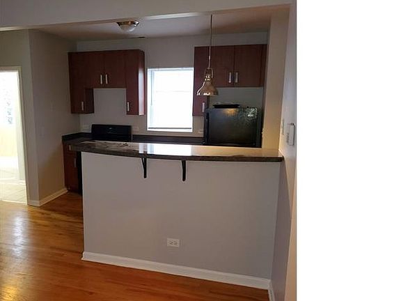 5th image of 9122 S Dauphin Ave #2D