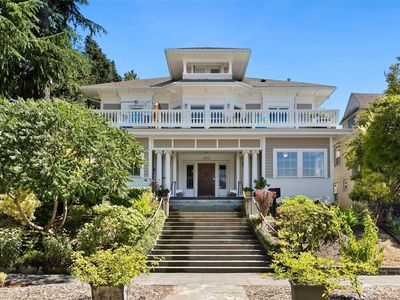 1812 16th Avenue #1, Seattle, WA, 98122