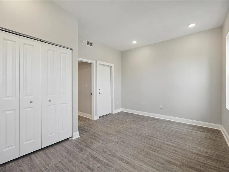 4118 Powelton Ave #2 — Photo 6