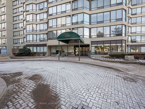 5th image of 26 Hanover Rd #1012