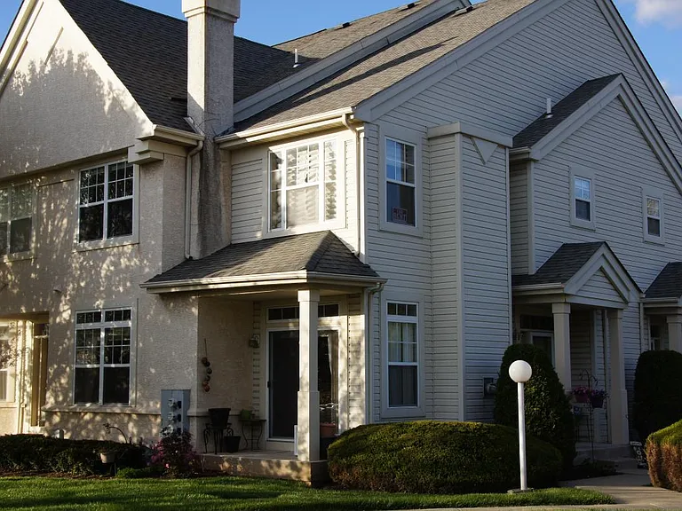 End unit former model home