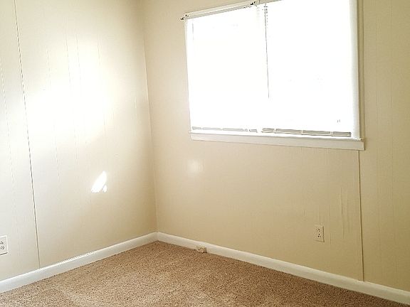 5th image of 627 Longview St #4