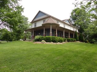 108 Pine Dr, Mitchell, IN 47446