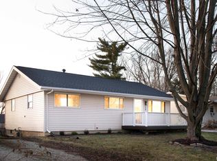 210 Belaire Dr, Washington, IL 61571