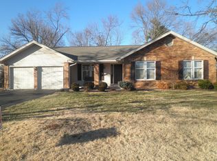 11231 Mosley Farm Ct, Saint Louis, MO 63141