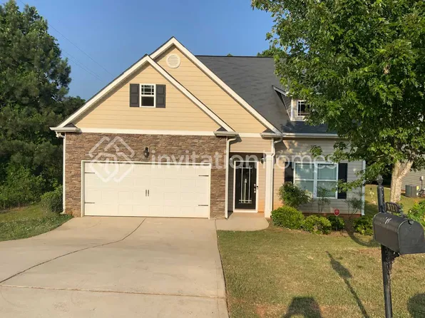 8120 Brookbend Dr, Douglasville, GA 30134