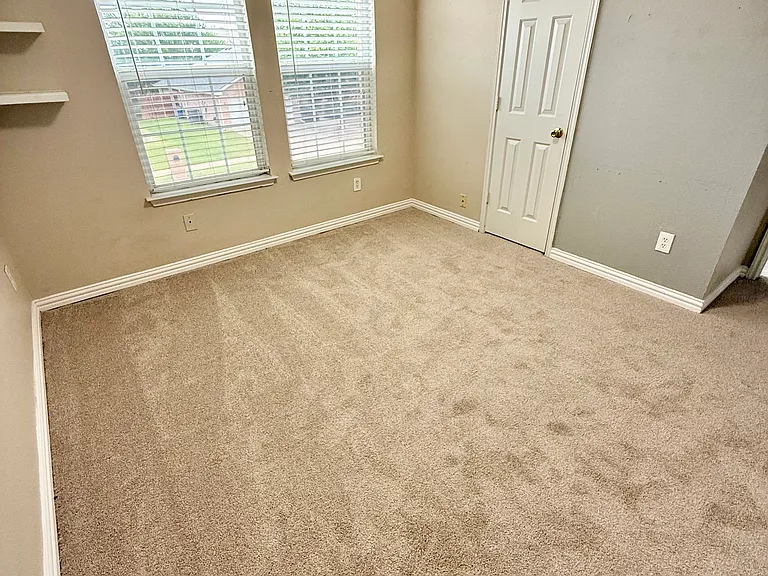 503 Angela Ln — Photo 15