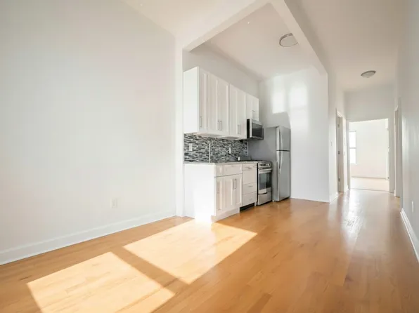 396 Manhattan Ave #4B, Brooklyn, NY 11211