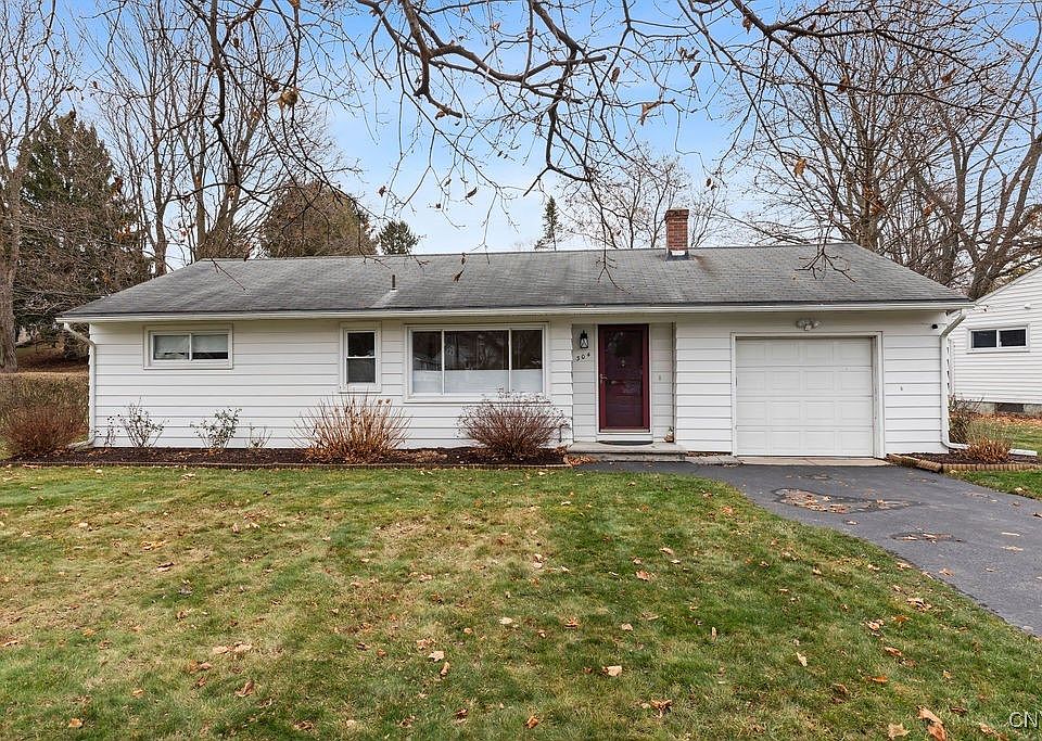 1st image of 304 Dunning Dr