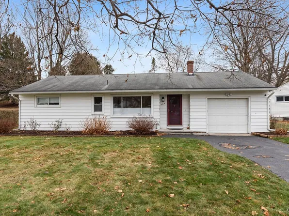 304 Dunning Dr, Camillus, NY 13031