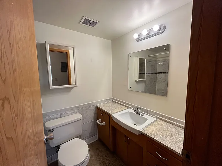 1207 Danforth St — Photo 41