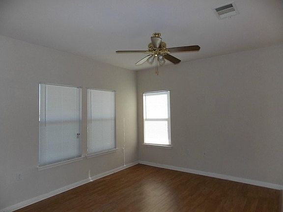 3rd image of 1013 Blackson Ave