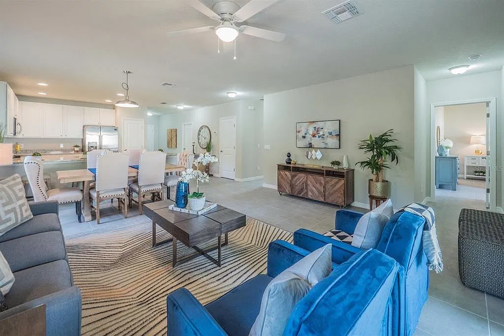 4 bed, 2.0 bath, 1695 sqft, $1,995 — Photo 4