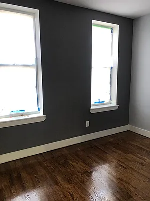 Rented by Aron Fried, LREB | media 29