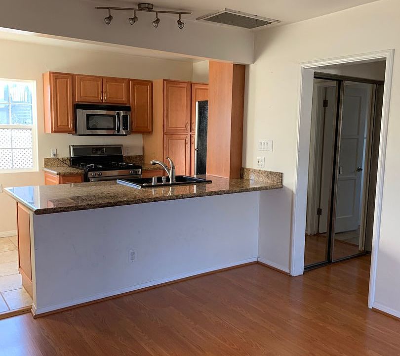 1st image of 6614 Camellia Ave APT 2
