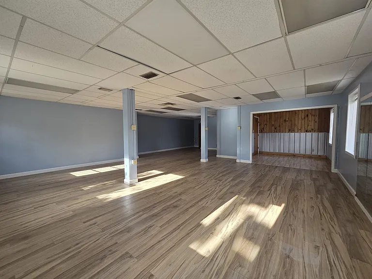 131 N Jefferson St — Photo 18