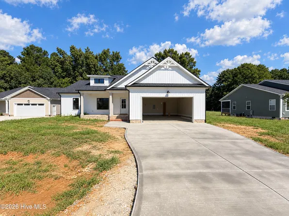 32 Clio Court, Selma, NC 27576
