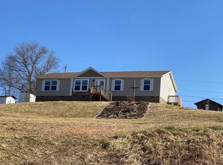 592 Chestnut Rd, Honaker, VA 24260