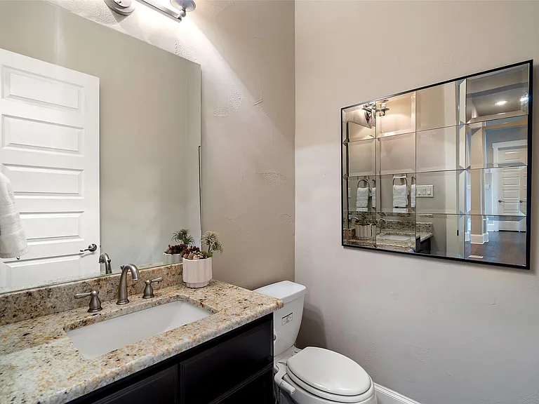 905 Madison Fork Dr — Photo 33