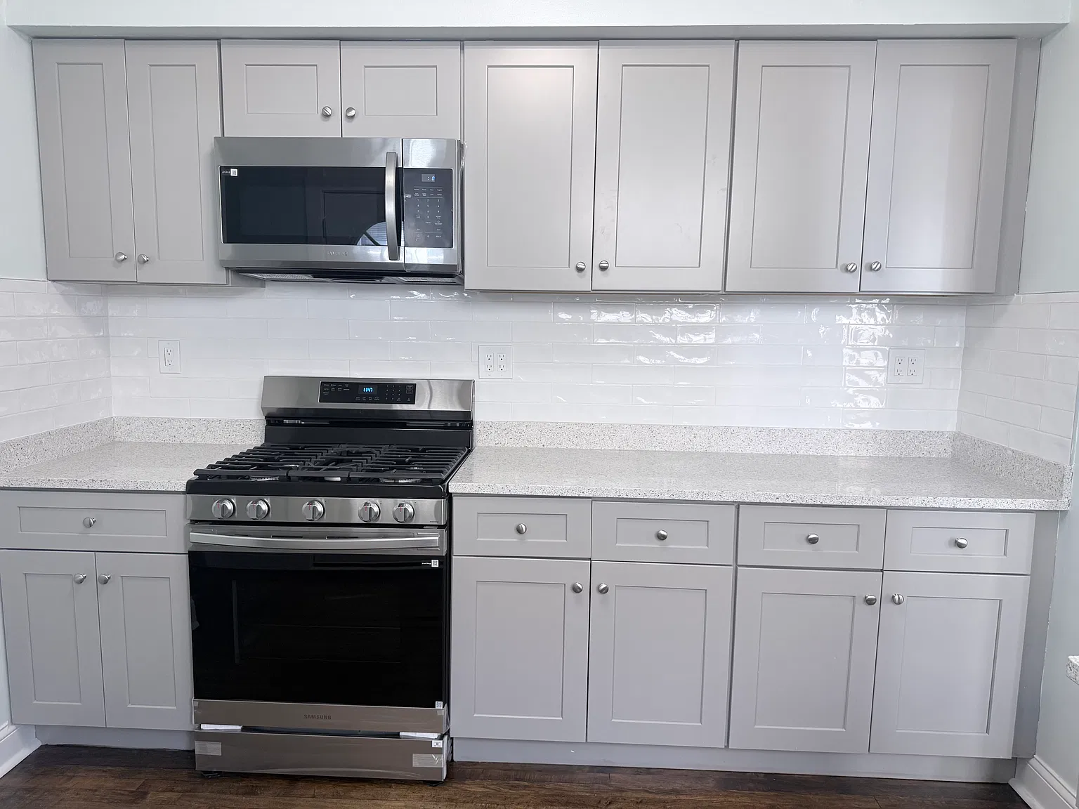 3 bed, $2,800 — Photo 2