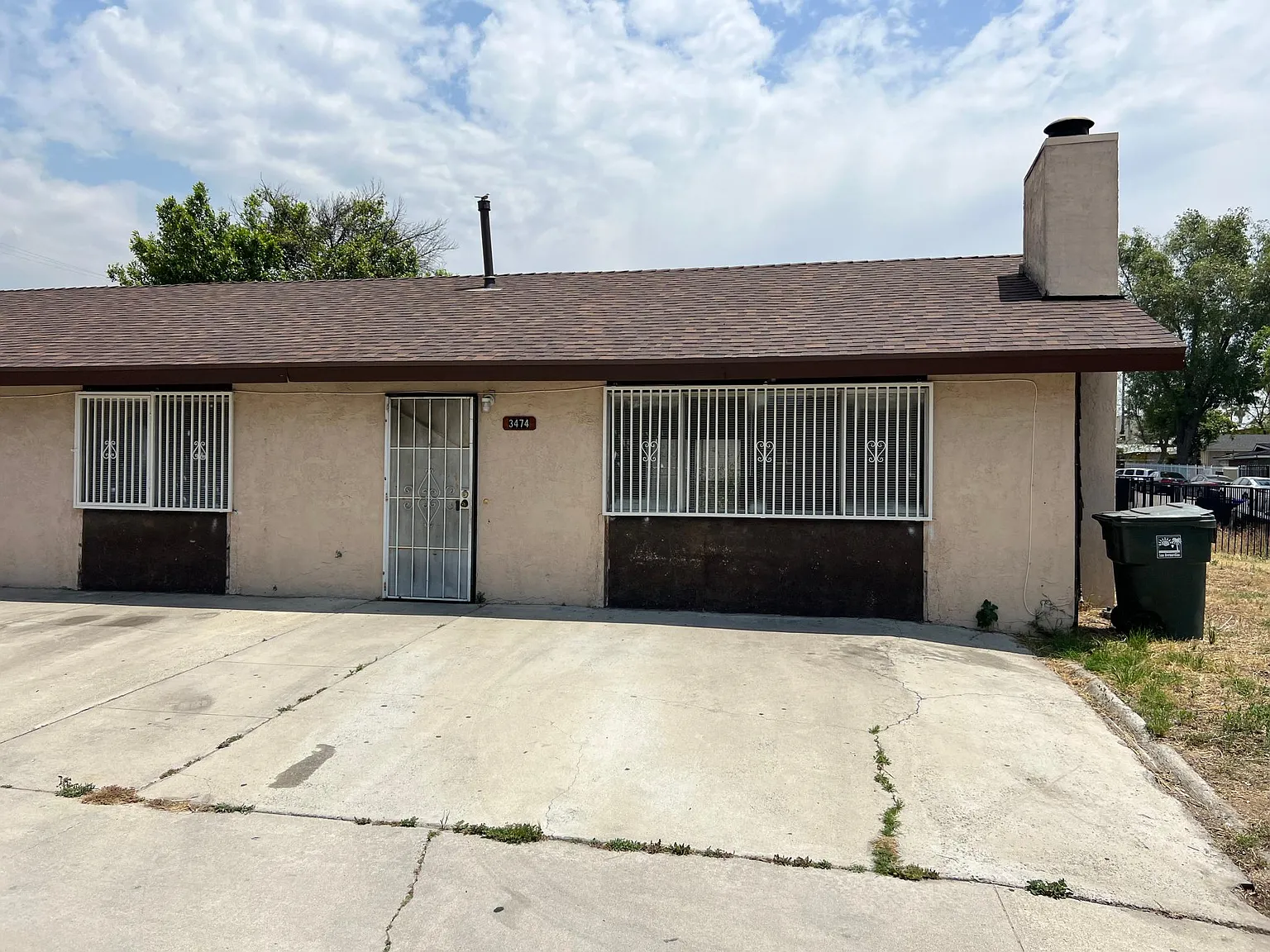 3 bed, 1200 sqft, $2,350 — Photo 1