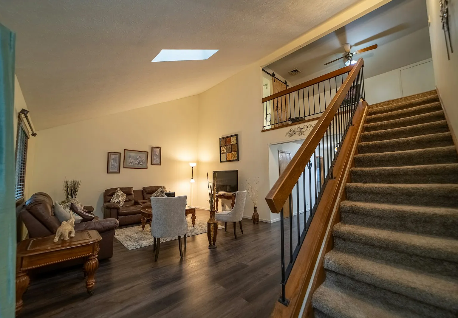 3027 West Capital Avenue — Photo 3