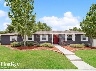 818 Black Knight Dr, Valrico, FL 33594