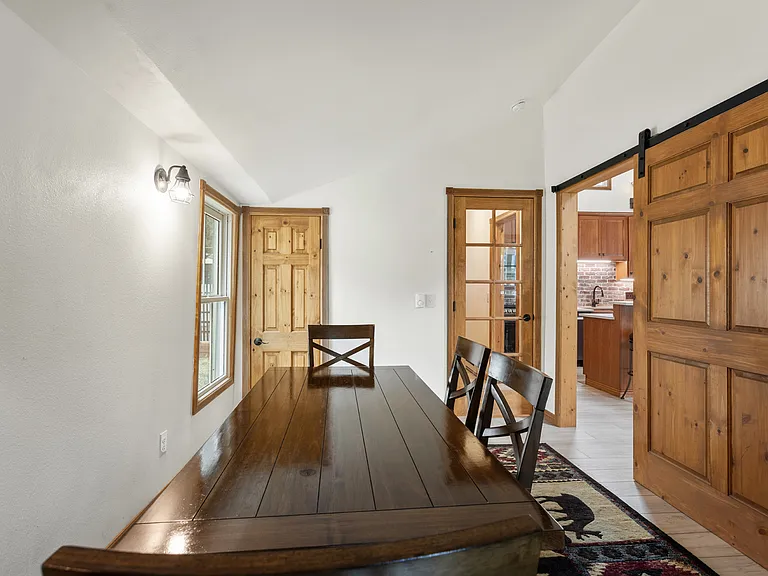 400 Argentine St — Photo 12