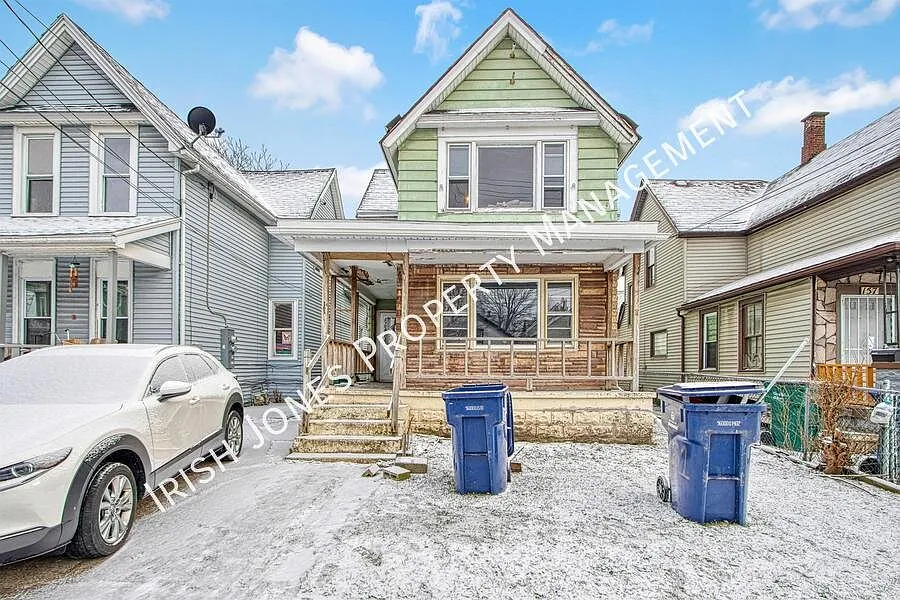 161 Austin St #LOWER