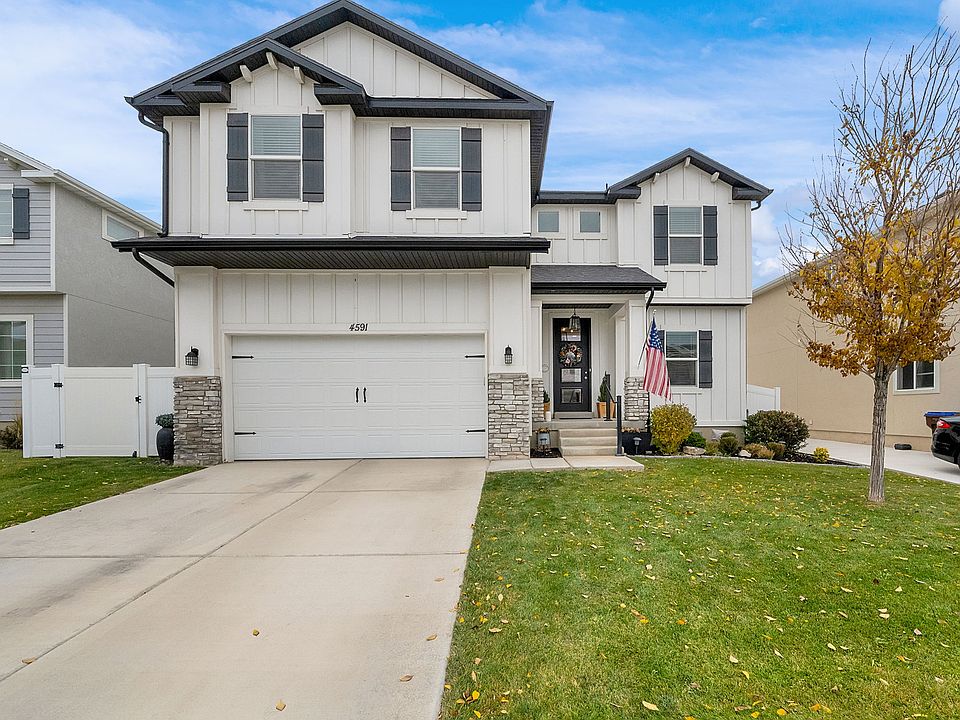 1st image of 4591 E Flower Point