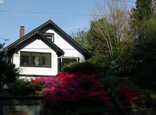 1655 7th St, Astoria, OR 97103