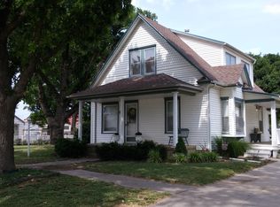 306 N Pine St, Inman, KS 67546