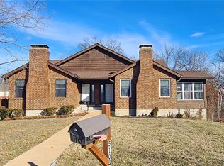 5104 Melitta Dr, Saint Louis, MO 63128