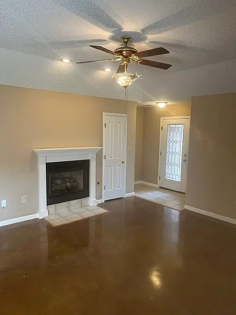 3403 Saddle Creek Cove — Photo 4