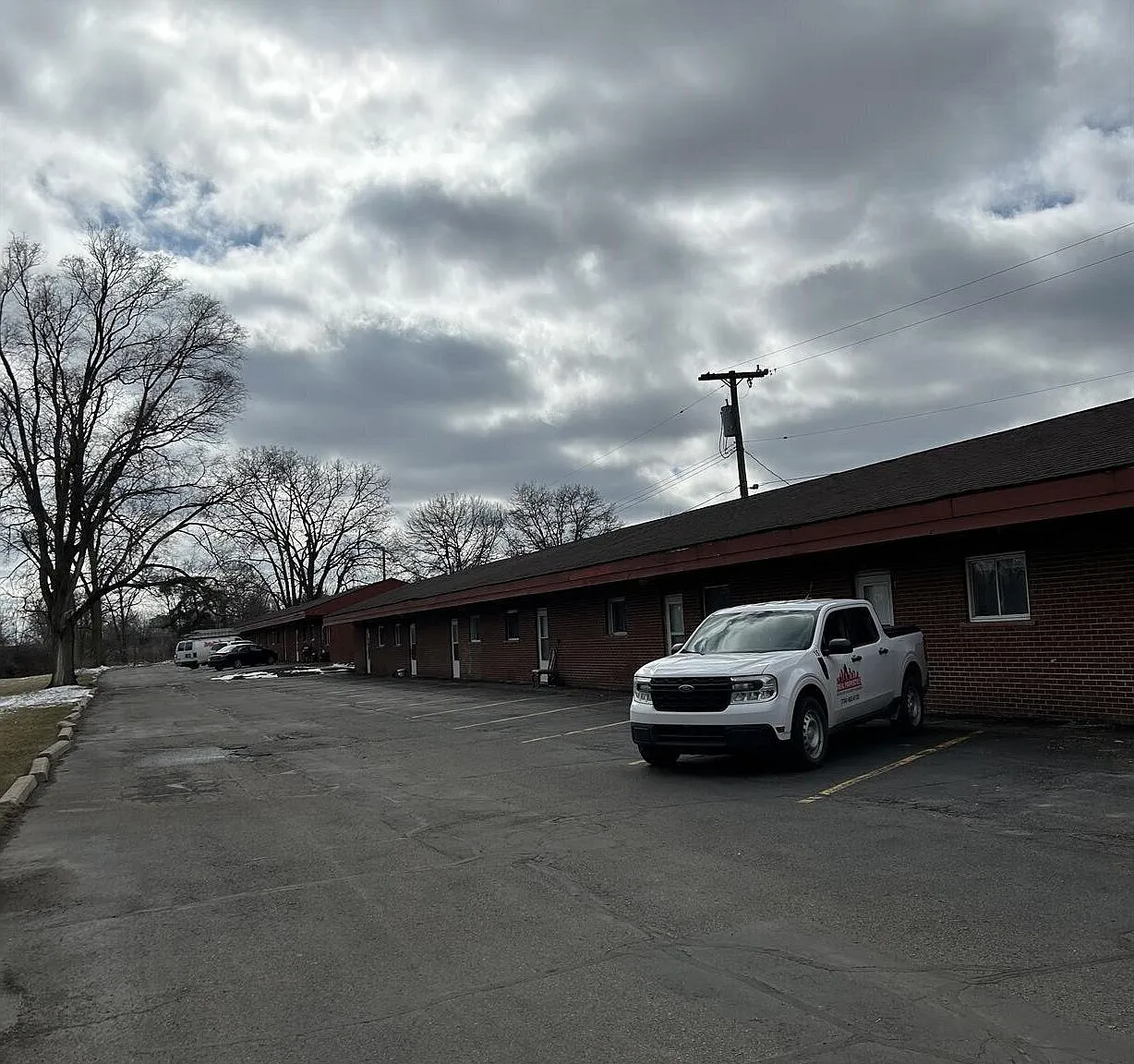 2 bed, 692 sqft, $1,155 — Photo 1