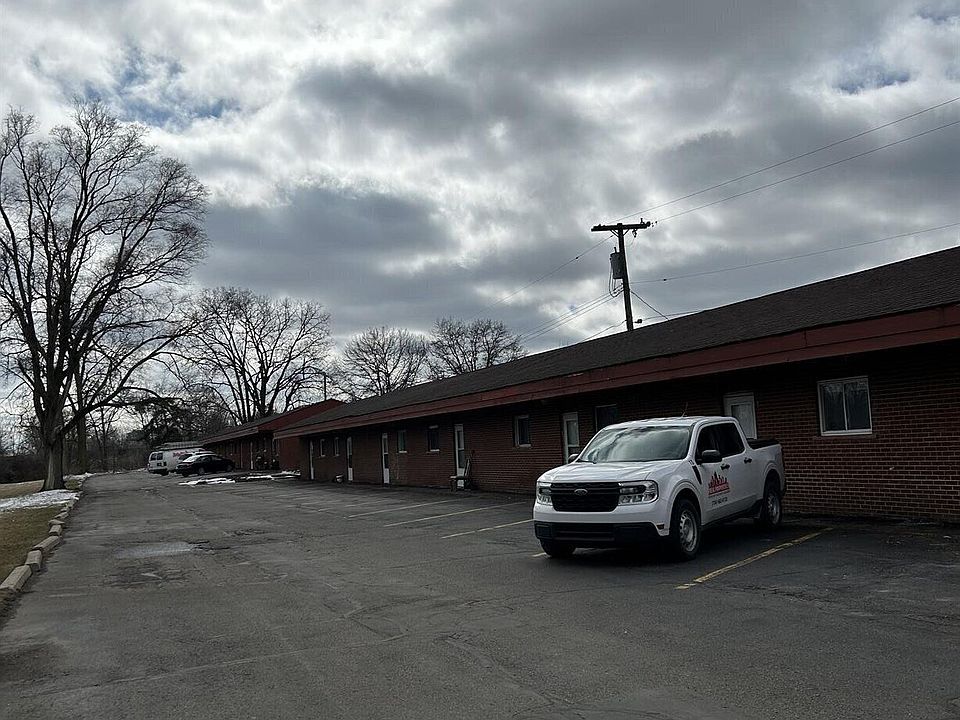 1st image of 74 Harvey Pl