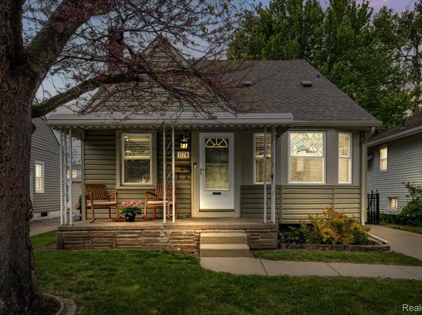 1174 Columbia Rd, Berkley, MI 48072