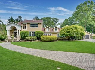 12 Sunrise Pl, Red Bank, NJ 07701
