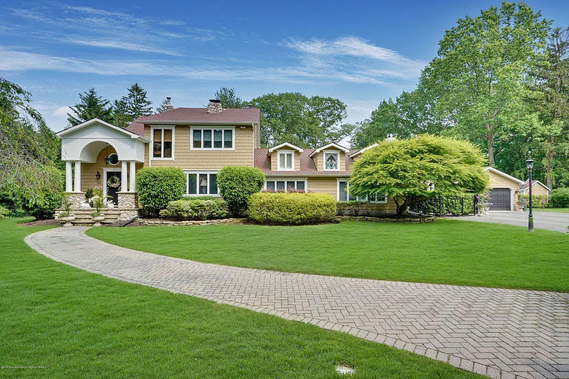 12 Sunrise Pl photo 1