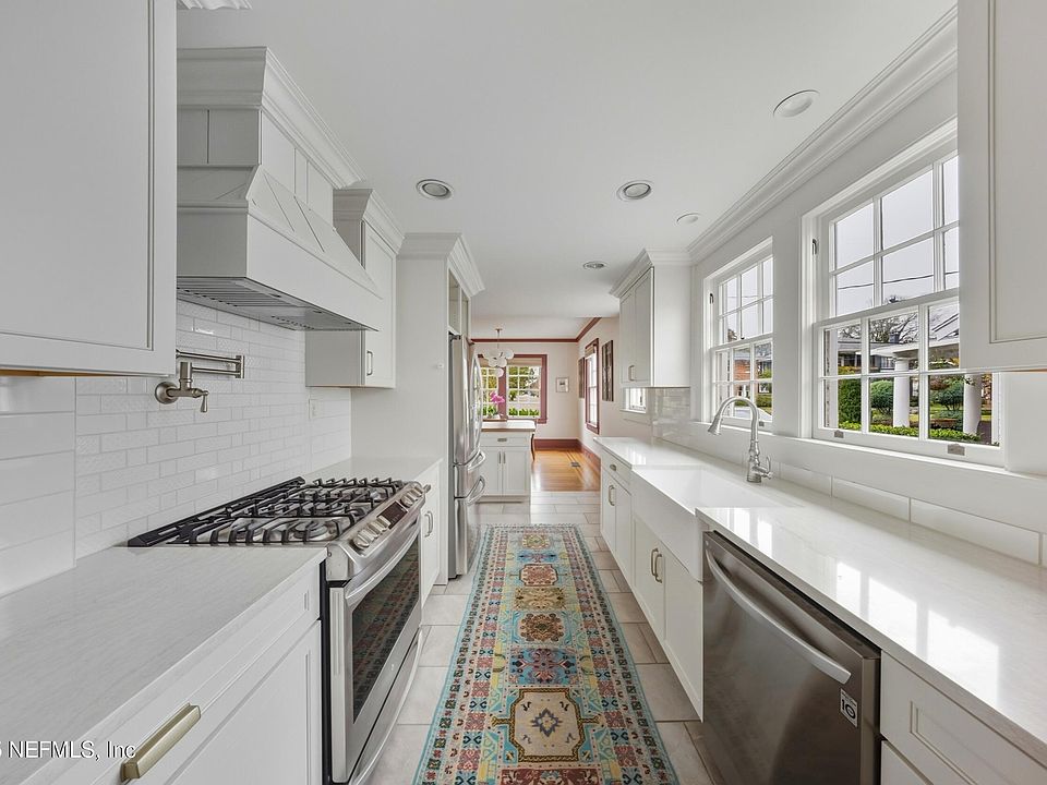 1st image of 1365 BELVEDERE Avenue