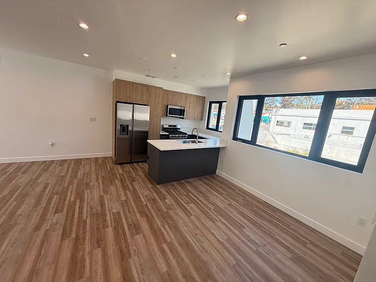 Casa Pacifica — Photo 25